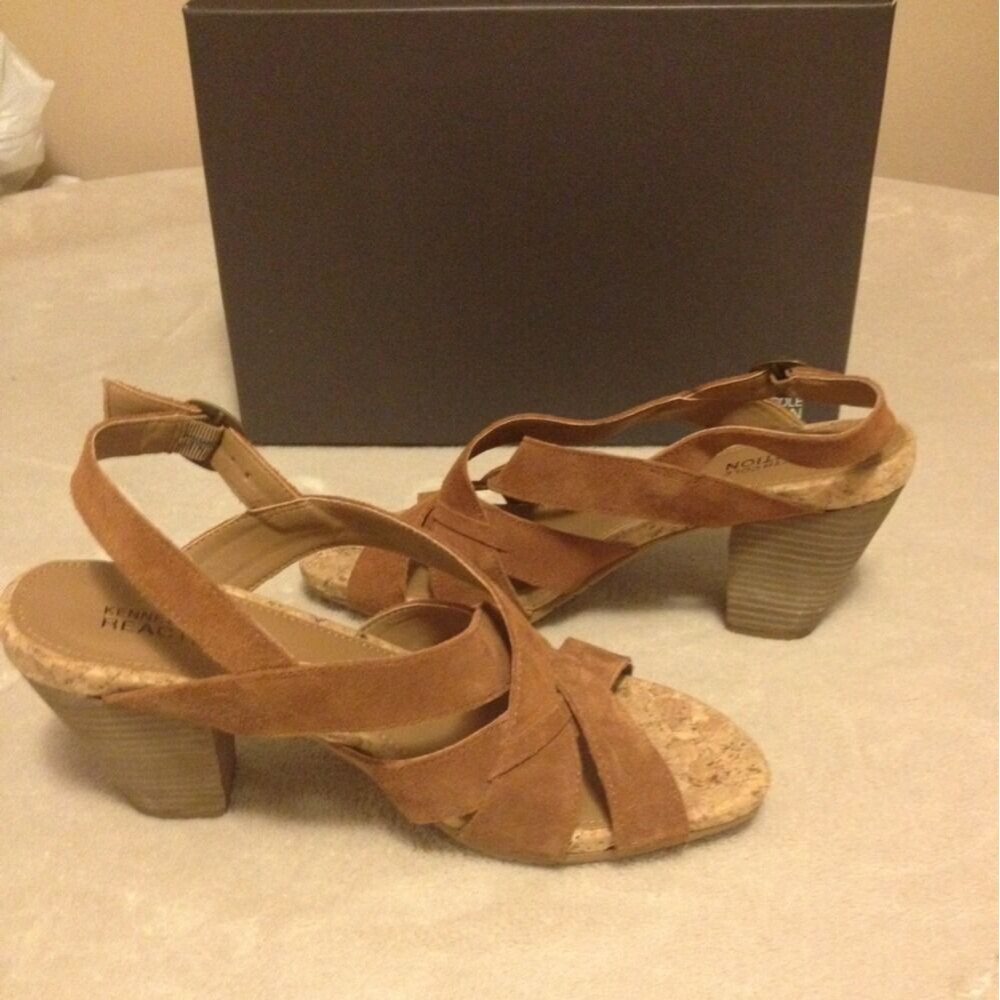 Kenneth Cole Women's Shoes City Scene Brown Suede Chunky Heels Size 8 NWB $99 - Picture 4 of 6